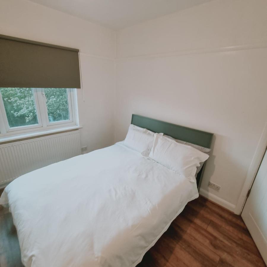 Spacious Private Room In Vibrant South London ืทอร์นตันเฮลท์ ภายนอก รูปภาพ