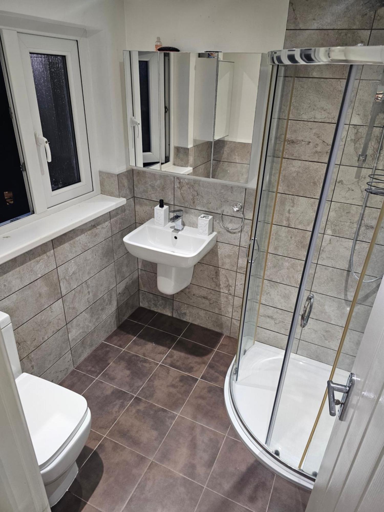 Spacious Private Room In Vibrant South London ืทอร์นตันเฮลท์ ภายนอก รูปภาพ