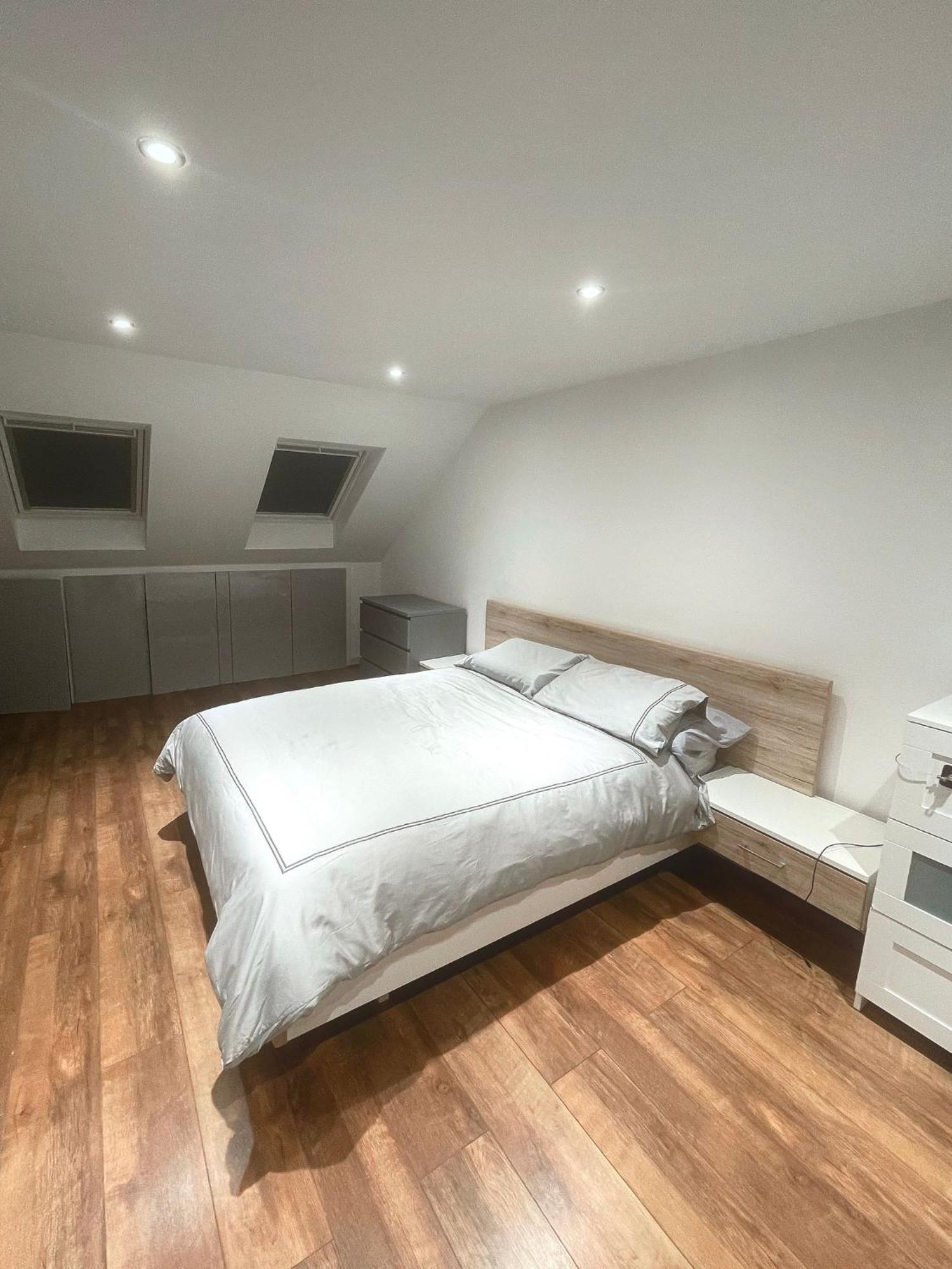 Spacious Private Room In Vibrant South London ืทอร์นตันเฮลท์ ภายนอก รูปภาพ